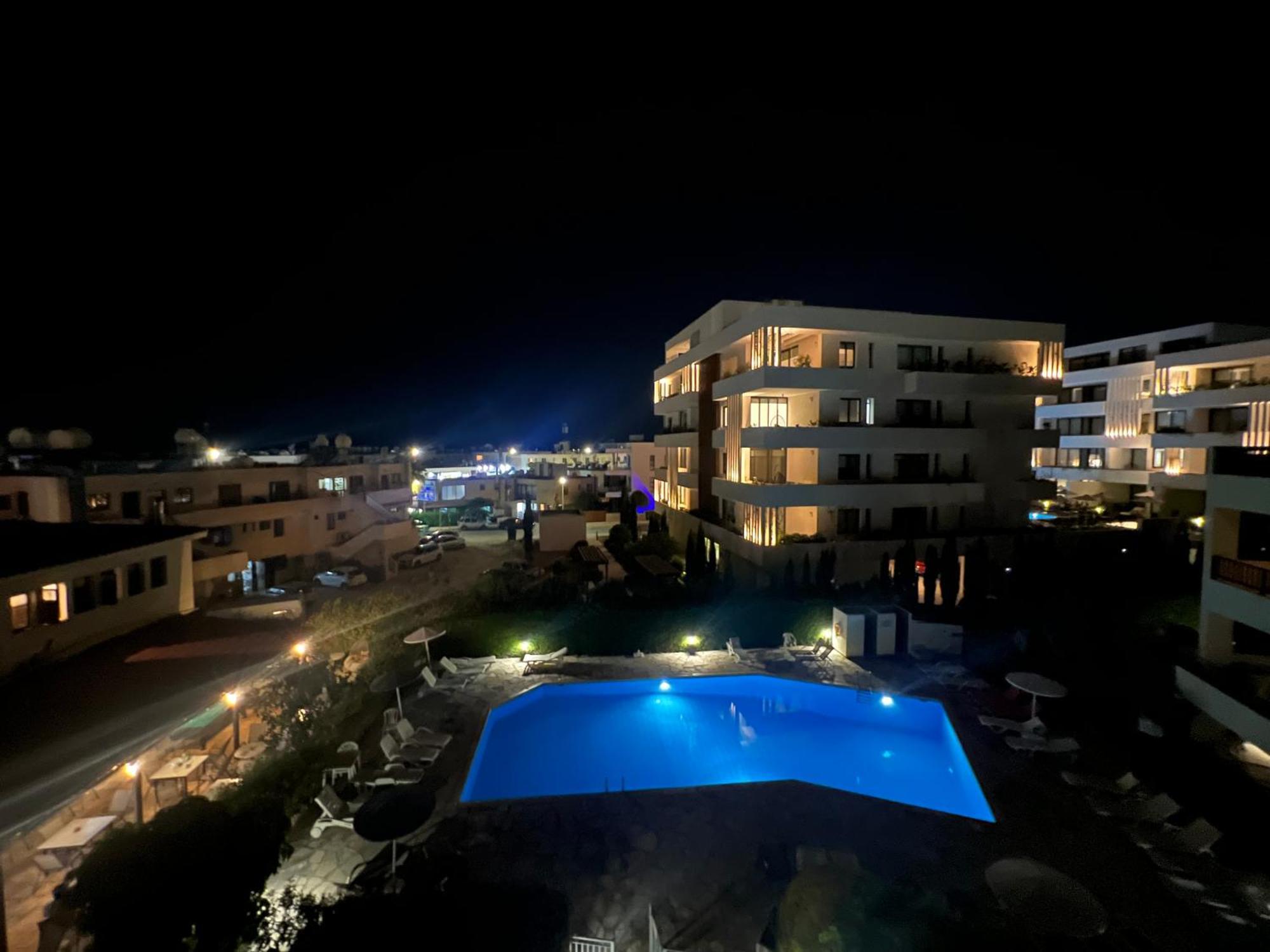 1St Class Location With Sea&Pool View Paphos Exterior foto